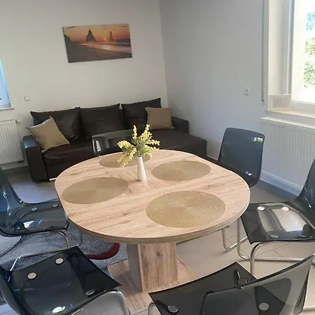Tiger Apartment 2 Sinsheim Extérieur photo